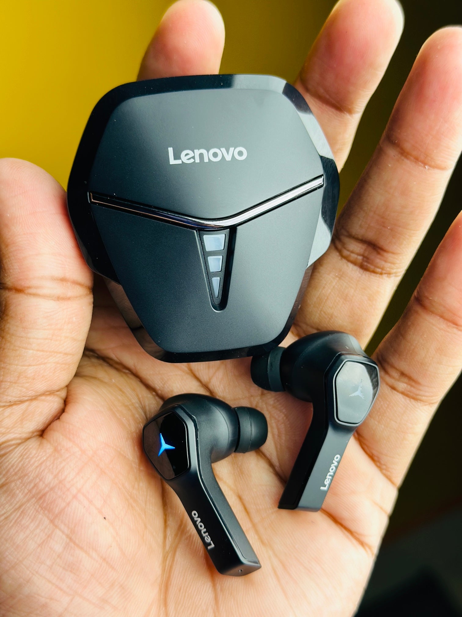 Lenovo HQ08 Wireless Bluetooth Gaming Earphone - Gadget Vista